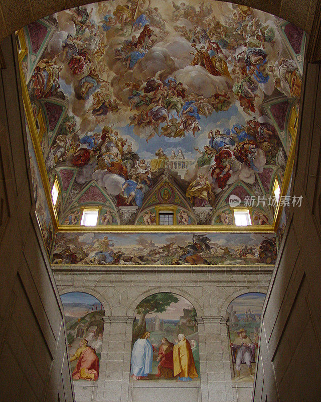 《彩绘天花板》(Painted Ceiling)， El Escorial，西班牙